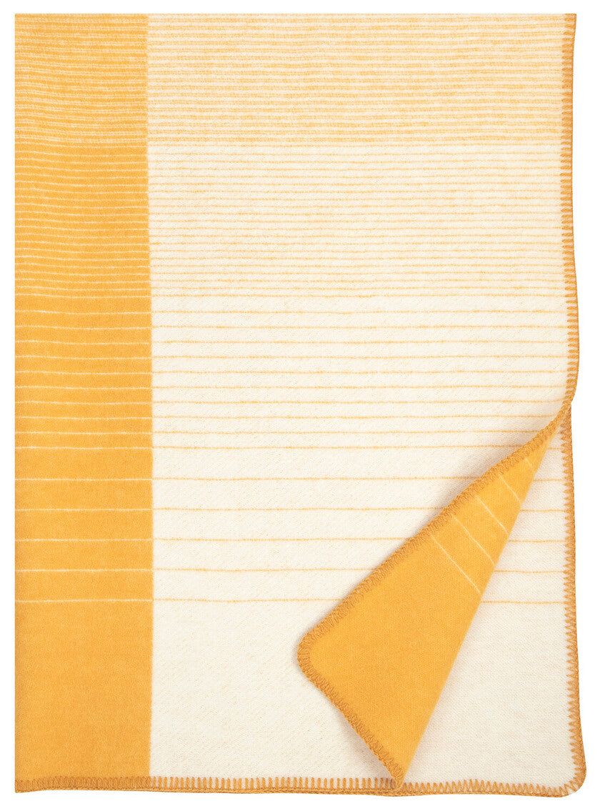 finnport's tweet photo. Eco-luxe for your home! Kaamos wool blanket: sustainable, dyed with leftover coffee &amp; inspired by Nordic light. #sustainableliving #nordicdesign #homedecor #Woolblanket #thunderbay #Kaamos

https://t.co/Av8DDx2kQv https://t.co/v62ZzmH4fu