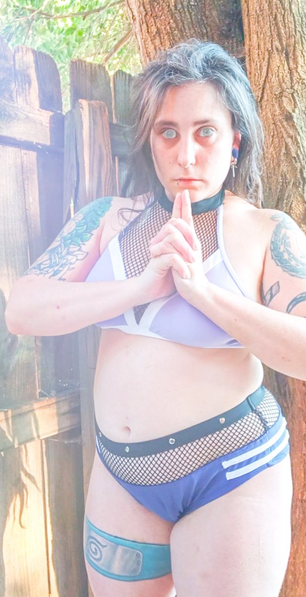 annskyofficial's tweet photo. Hinata swimsuit addition.
Dirty cosplay videos coming soon.

#hinata #hyuuga #naruto #cosplay #anime #swimsuit #weeb #animegirl  #onlyfans #byakugan #nerd #tattoos #piercings https://t.co/pNgrNliOXb