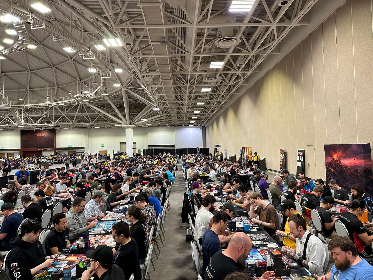 472 players have come to the Minneapolis Convention Center to compete for the title of #FABUSNationals champion 🏆

Who do you think will win? And what hero do you think they'll win with? 🤔

Sound off in the replies below! ⬇️