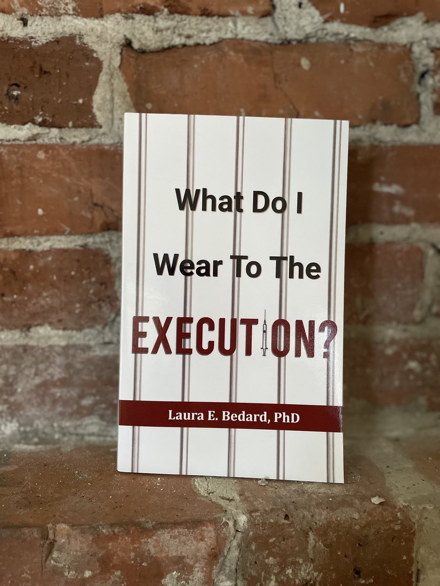 LauraBedard16's tweet photo. Learn about a career of courage …. What Do I Wear To The Execution? https://t.co/6Fm5LmxPDY https://t.co/YCT54dFOuX