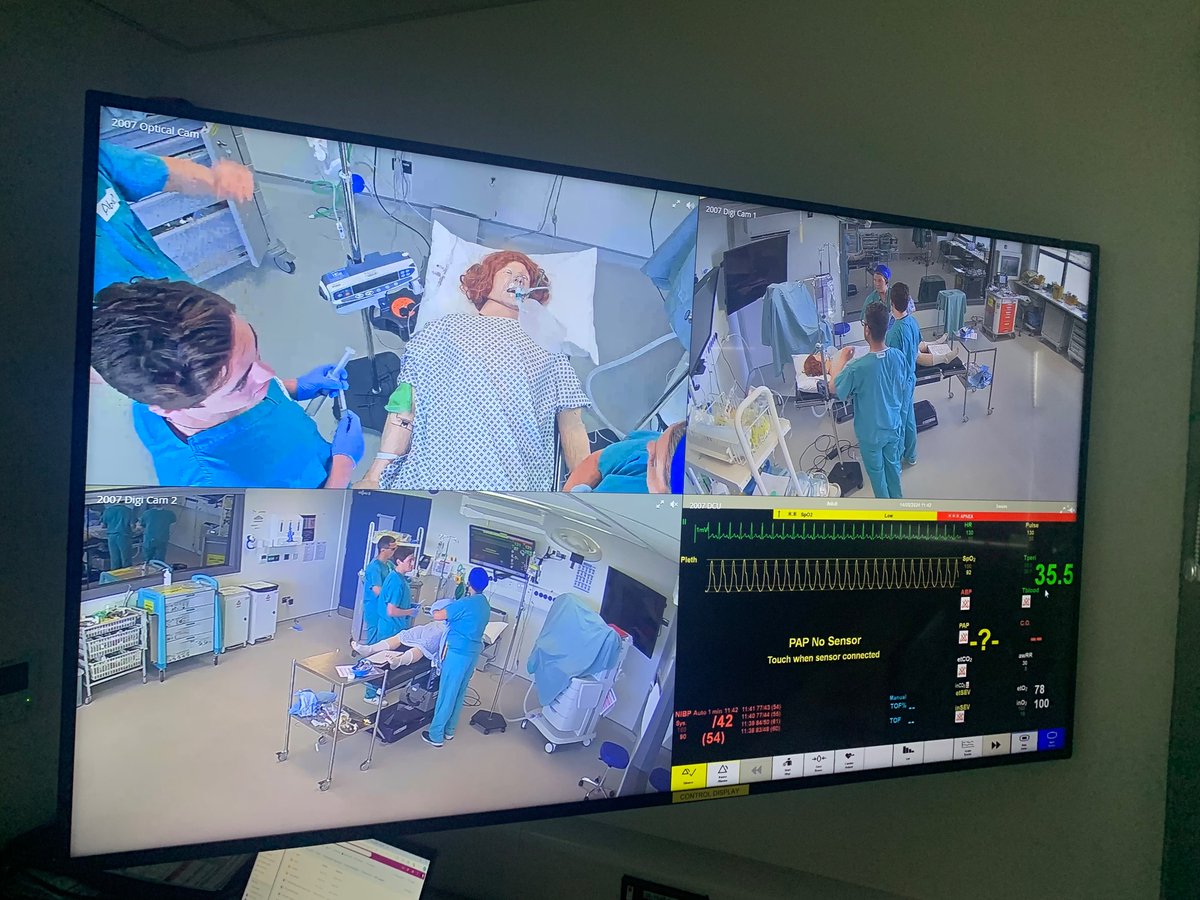 GalwayICAPSS's tweet image. Fantastic day managing obstetric emergencies for CAI COAST. #patientsafety @ainemccarthy91 @COAIrl @mayacontreras14