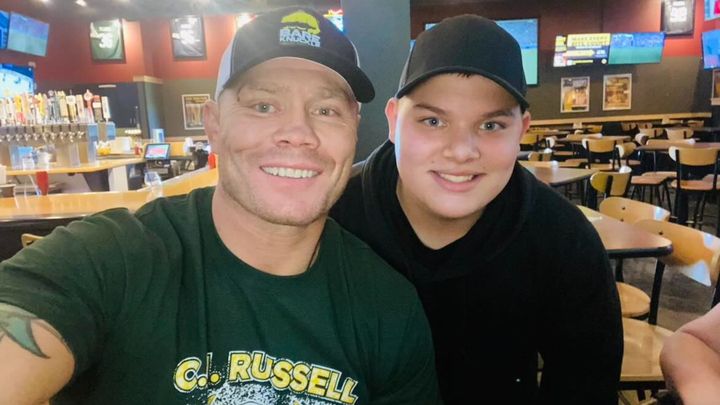 JasonMugg's tweet photo. Hey #FightFamily one of our own needs help #BareknuckleBoxer and #MMAfighter Joes Riggs some needs a Brain Shunt. https://t.co/LEZmXYMa73 https://t.co/dWDUTmEszu