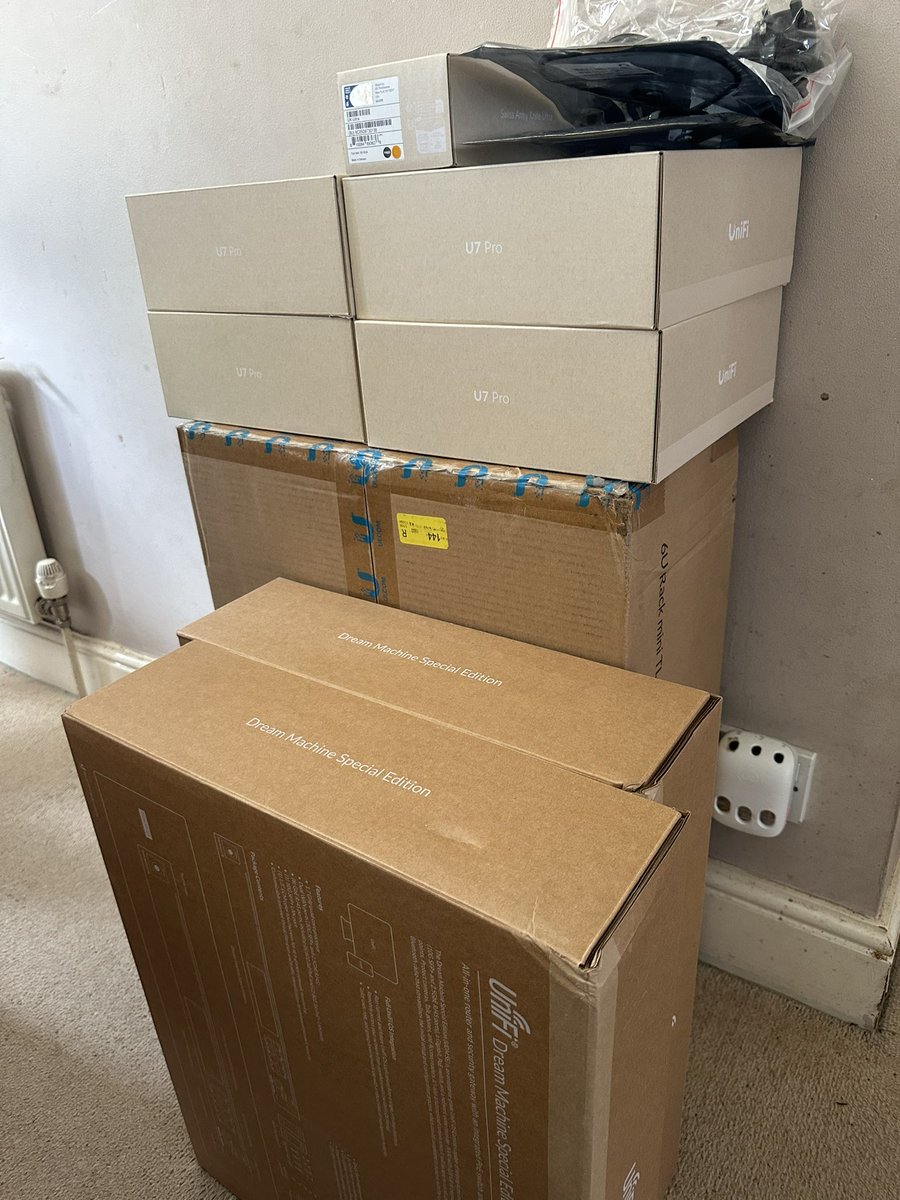 mattlintott's tweet photo. Always exciting getting a @NetXL_dot_com delivery. Another of the mini racks for two #UDMSE in shadow mode, plus finally got myself the Swiss Army knife to play with 👌 @Ubiquiti #U7Pro https://t.co/Tct7rdAyHQ
