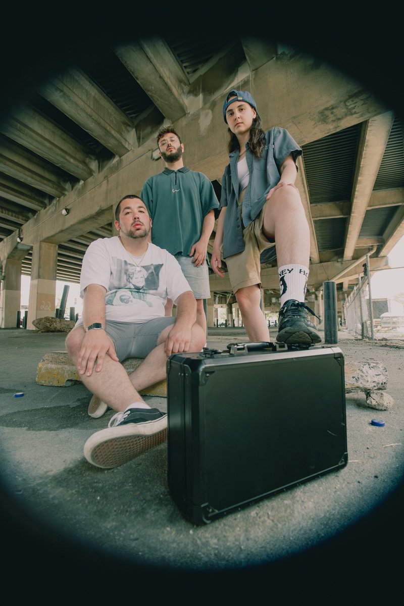 CarlyCosgrovePA's tweet image. Our sophomore album ‘The Cleanest of Houses Are Empty’ is out now ❤️

Absolutely stoked for you all to listen, we hope you enjoy.