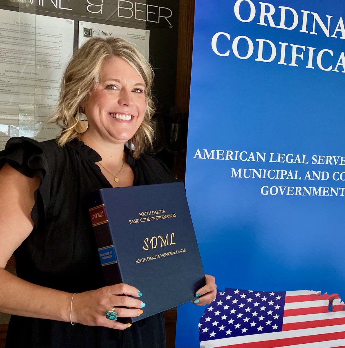 amlegalcodes's tweet image. South Dakota Municipal League Executive Director, Sara Rankin, promoting the league's Basic Code of Ordinances book at this weeks Finance Officers School. Thanks to @sdmunileague for setting up the event!
#BasicCode
#sdmunileague
#Codification