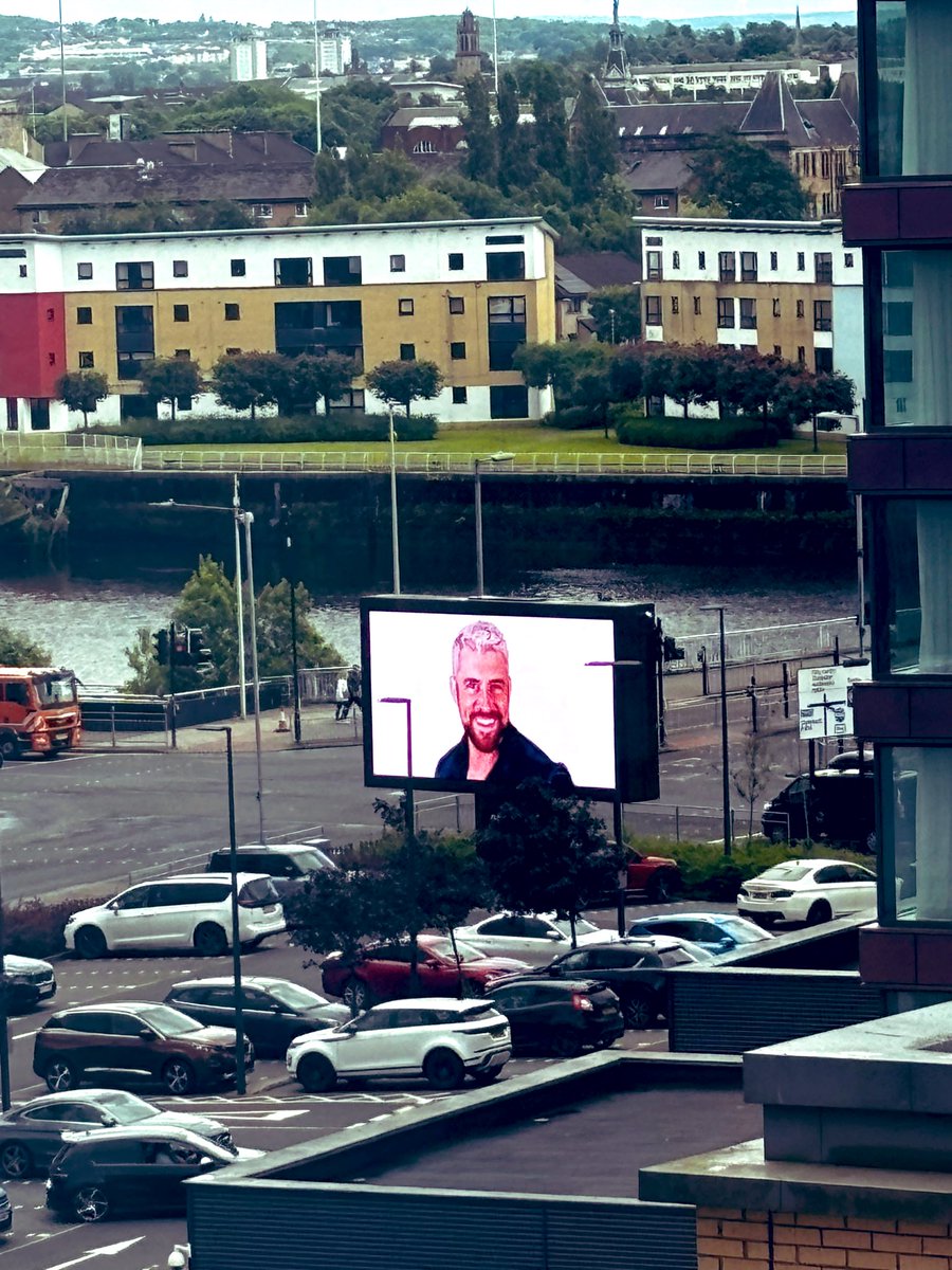 Kevin Hicklin tweet media