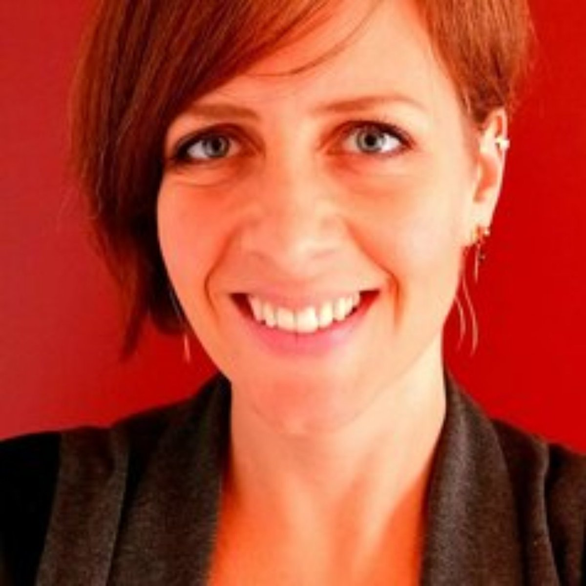 F.R.S.-FNRS (@frsfnrs) on Twitter photo 👏👏👏 Félicitations à Charlène Aubinet, Chargée de recherches FNRS <a href="/GIGA_ULiege/">GIGA-ULiège</a> <a href="/UniversiteLiege/">Université de Liège</a>, qui a reçu le "Early Career Award" de la Belgian Association for Psychological Sciences ! Ce Prix récompense sur les fonctions cognitives résiduelles des patients sortant d'un coma. 👏👏👏 Félicitations à Charlène Aubinet, Chargée de recherches FNRS <a href="/GIGA_ULiege/">GIGA-ULiège</a> <a href="/UniversiteLiege/">Université de Liège</a>, qui a reçu le "Early Career Award" de la Belgian Association for Psychological Sciences ! Ce Prix récompense sur les fonctions cognitives résiduelles des patients sortant d'un coma.