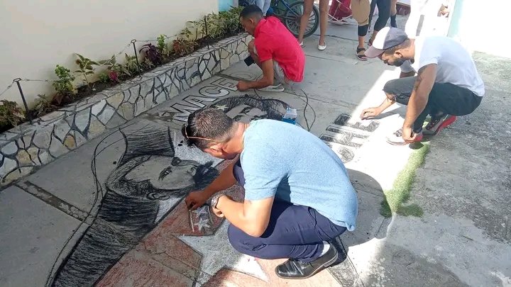 YanileydysDMECaimanera tweet media