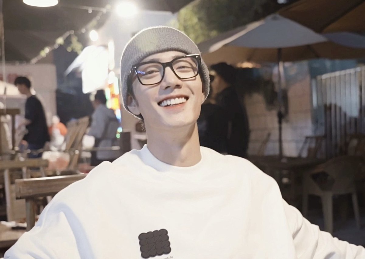 D_TheEveryDay's tweet photo. รู้เลยว่าเค้ามีความสุขมากแค่ไหน 🥰🥰 https://t.co/UJ0oItyhua