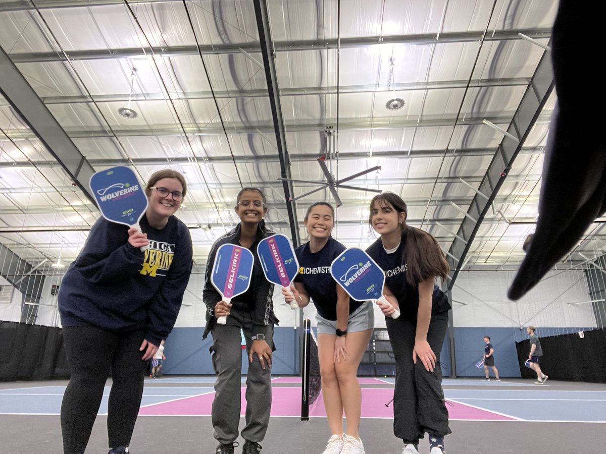 BaileyLab tweet media