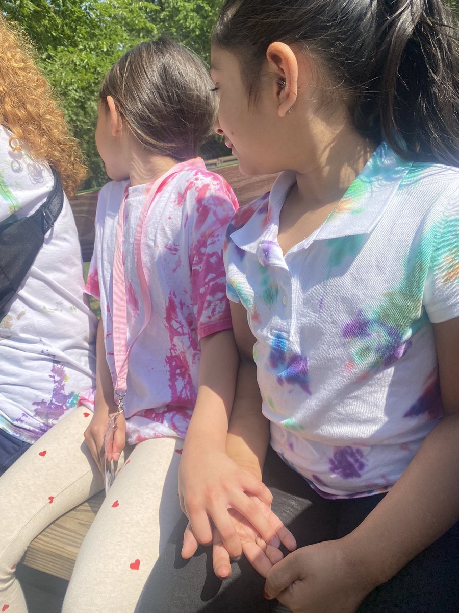 Andrea Verios tweet media