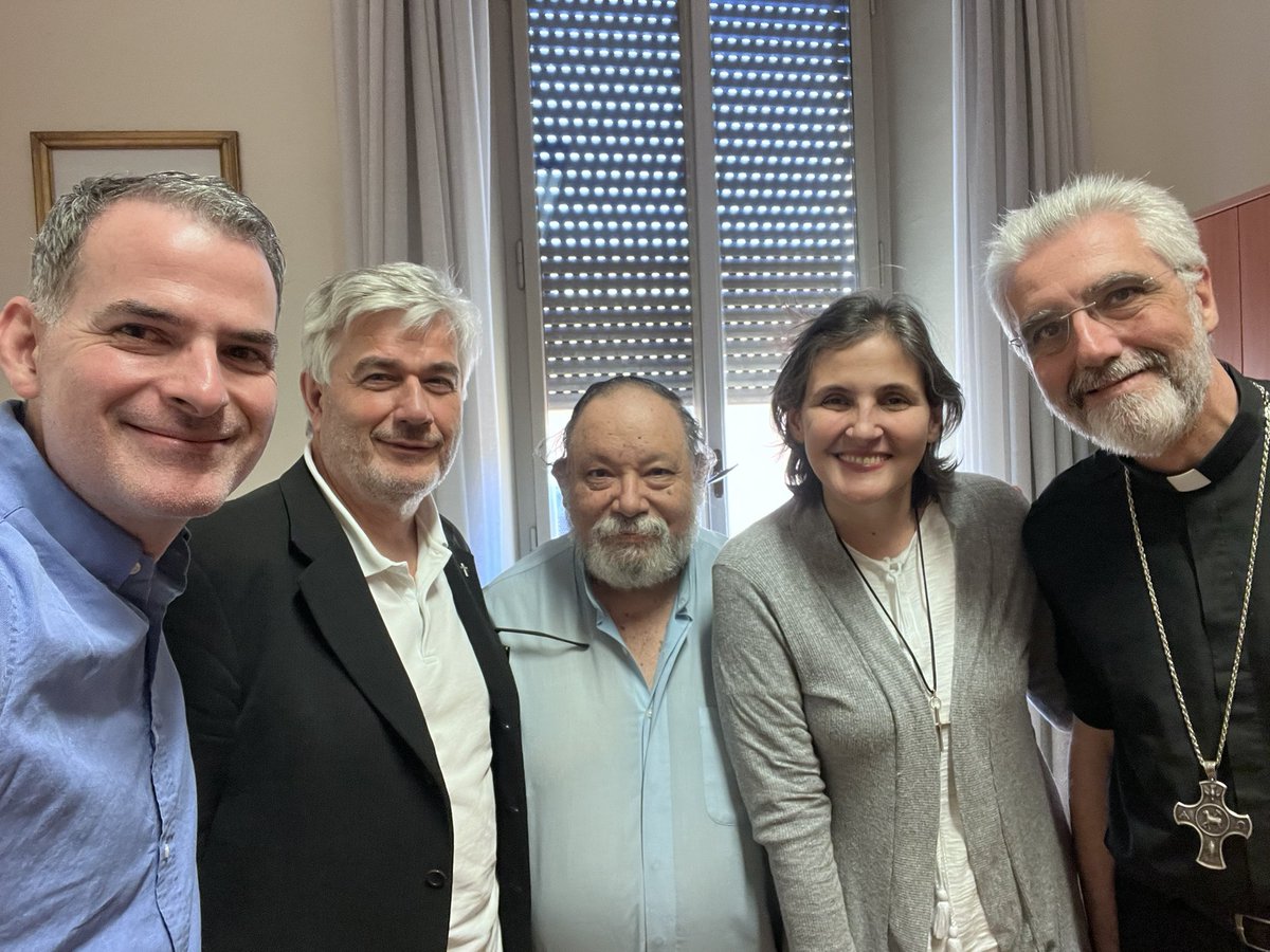 rafluciani's tweet photo. Teólogos/as y expertos terminaron los primeros trabajos de la redacción del Instrumentum Laboris de la @16SynodAssembly https://t.co/Xc3CGB8Ljf via @ReligionDigit https://t.co/q5PIIR18RA