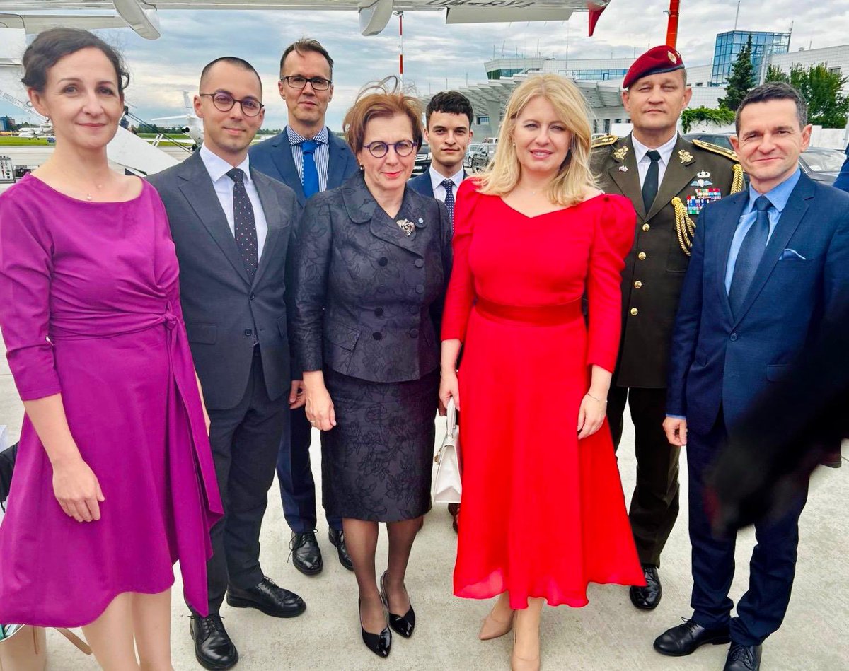 MartinLibiak's tweet image. Slovak President Zuzana Čaputová and her very last presidential visit abroad in Prague, CZ /12.-13.6.2024/ 🇸🇰🤝🏻🇨🇿
#SlovakEmbassyinPrague 
#Slovakdiplomacy