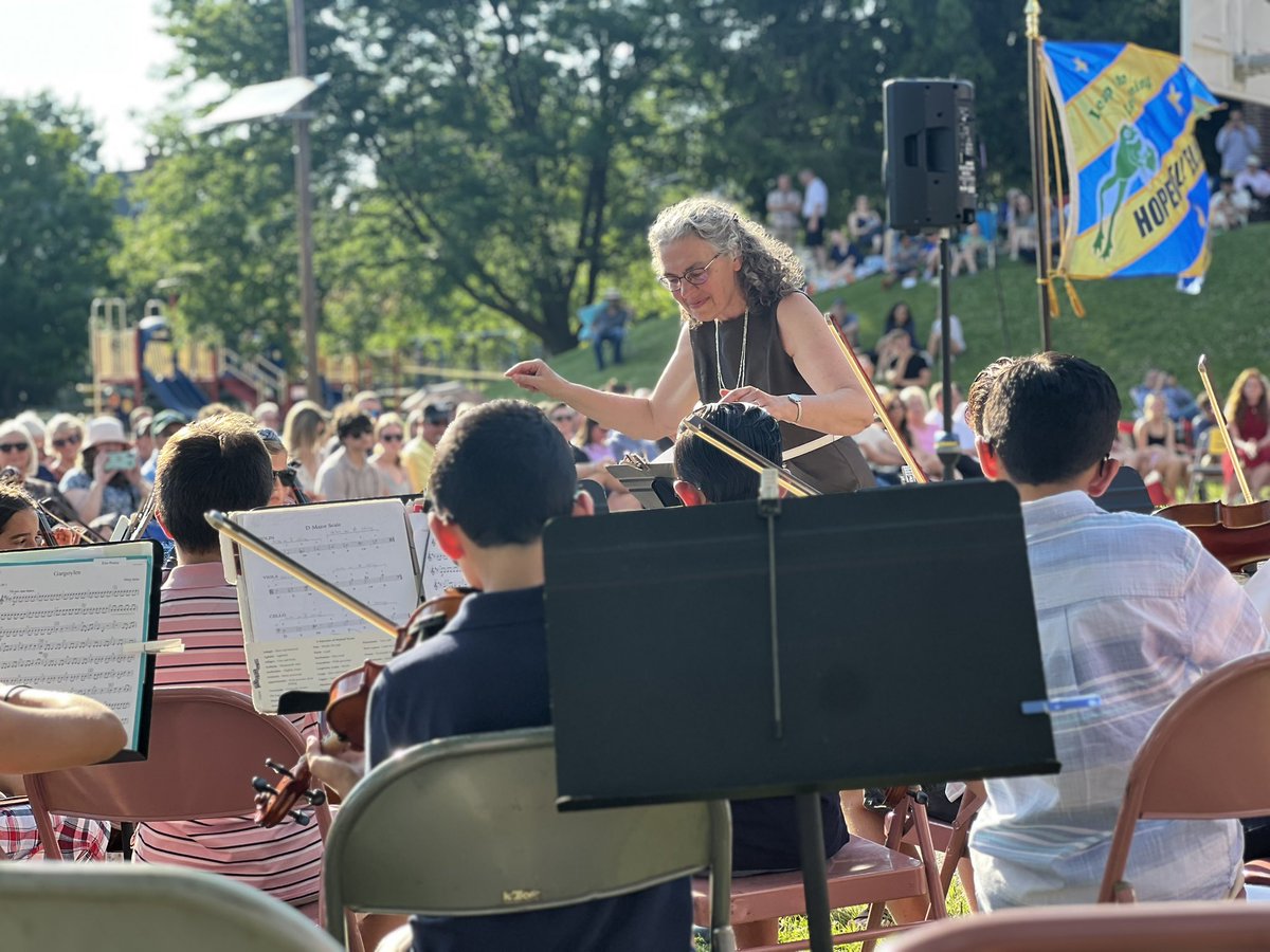 Dana Pontani (@mspontani) on Twitter photo Loved cheering on HESโs 5th grade class of 2024 at their graduation and along the parade route!! So proud of you, 5th graders!! <a href="/HopewellES/">Hopewell Elementary School</a> ๐ธ๐๐ซถ๐ผ Loved cheering on HESโs 5th grade class of 2024 at their graduation and along the parade route!! So proud of you, 5th graders!! <a href="/HopewellES/">Hopewell Elementary School</a> ๐ธ๐๐ซถ๐ผ