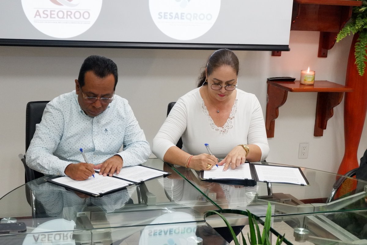sesaeqroo's tweet photo. #Enterate ¡La #SESAEQROO ya cuenta con lactario! Hoy se firmó un convenio con la ASEQROO para el uso compartido de la sala de lactancia. Este acuerdo promueve la igualdad laboral y el desarrollo integral de los trabajadores, conforme a la NOM-025. #IgualdadLaboral #ASEQROO https://t.co/C333VOE92k