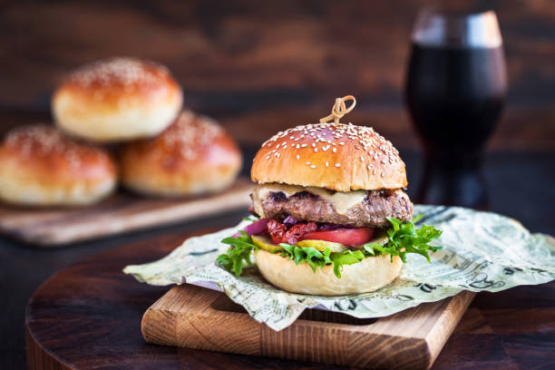 Start your weekend with some SWEET DEALS!

Get $50 for only $25 to Savannah Clovers Football Club, Bandana Burger, Midtown Sports Grill and Coach's Corner!

Go to E93FM.com and click on the Sweet Deals tab!