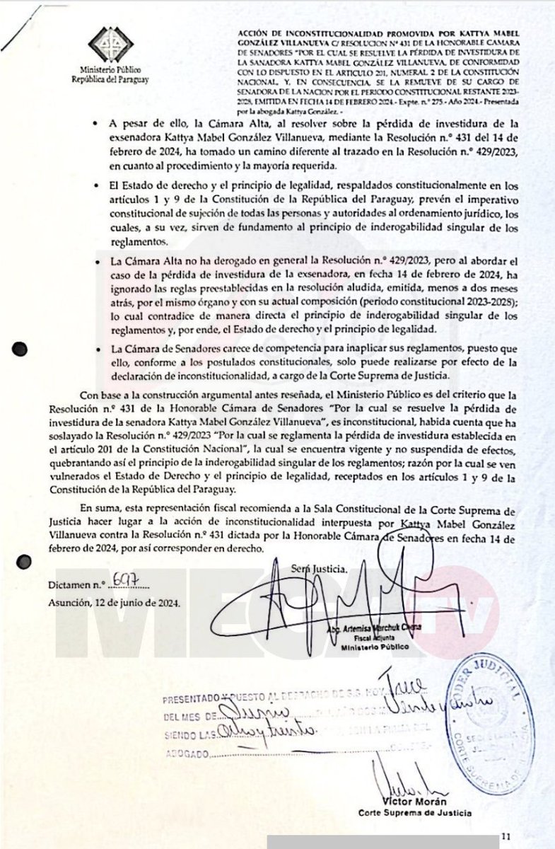 𝗨𝗥𝗚𝗘𝗡𝗧𝗘🔴 | Caso Kattya González

📢El <a href="/MinPublicoPy/">Fiscalía Paraguay</a> sostiene que la resolución de <a href="/SenadoresPy/">SenadoPy</a> que hizo perder la investidura a la exsenadora <a href="/KattyaGonzalez9/">Kattya Gonzalez</a> es "inconstitucional" y recomienda a la Sala Constitucional de la Corte Suprema de Justicia hacer lugar a la