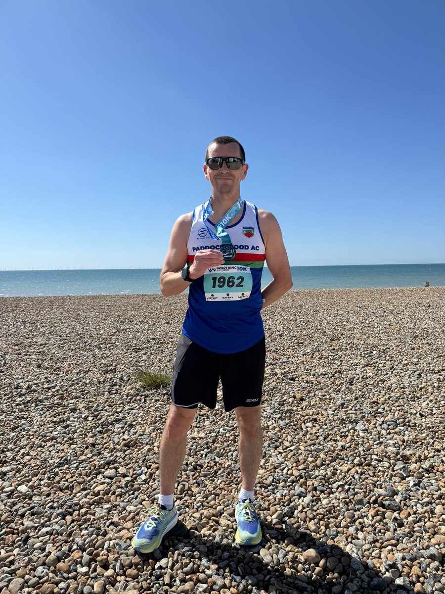 Darren Hendley tweet media