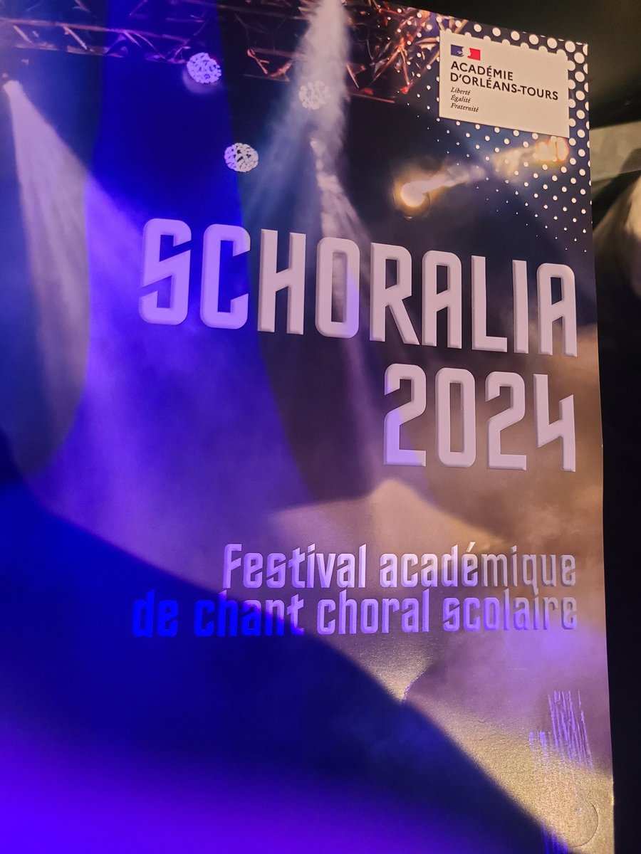 Collège de la forêt - Trainou tweet media