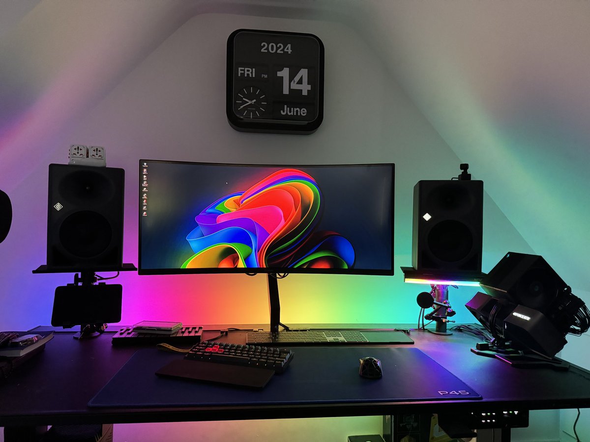 JmeBBK's tweet image. Done.