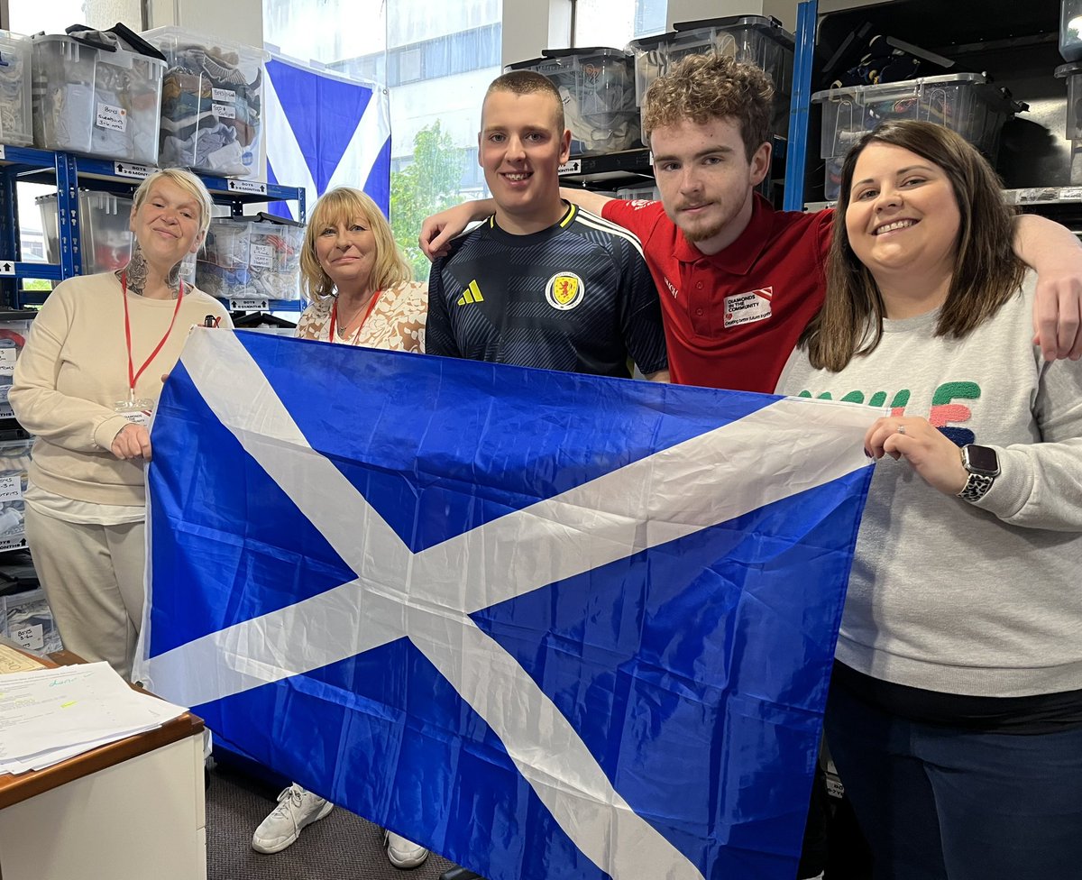 Diamonds in the Community tweet media