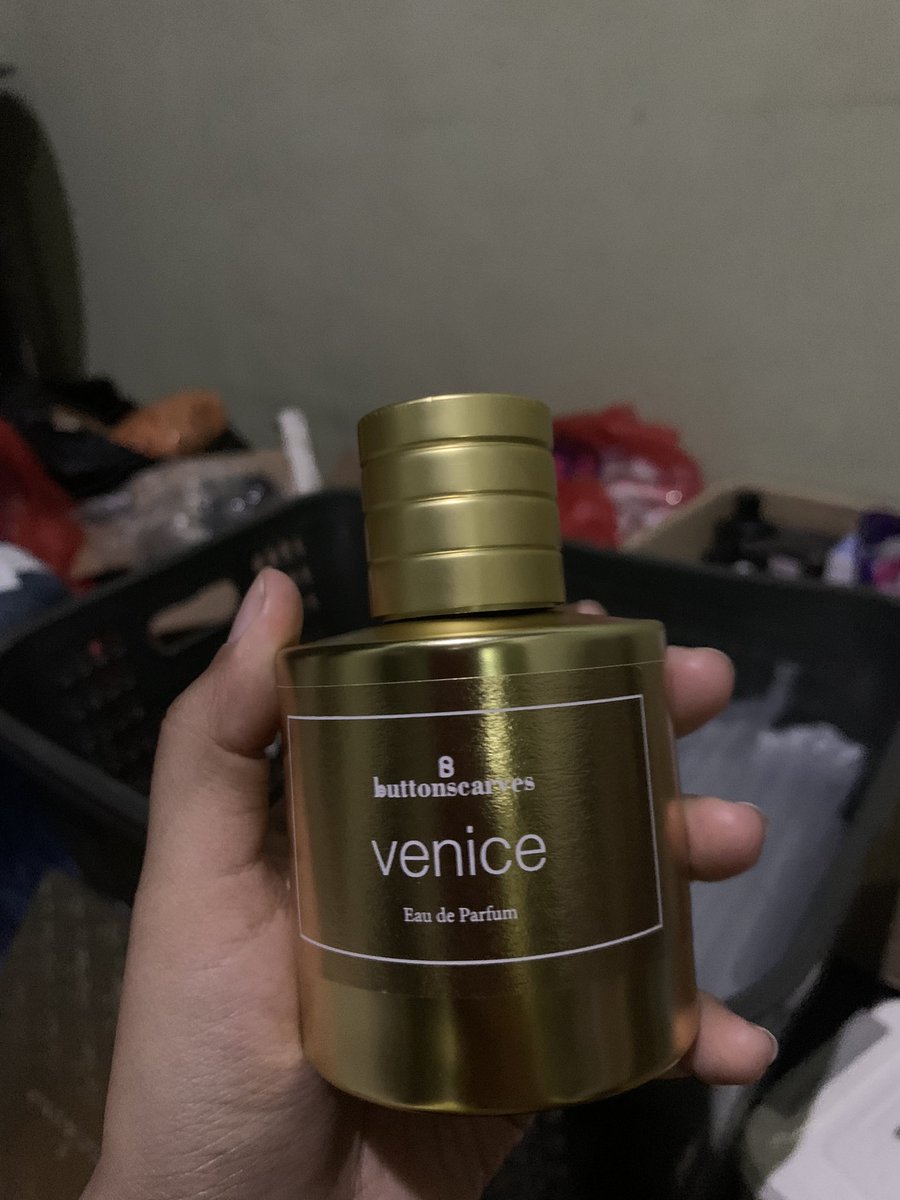 bathipsale's tweet image. WTS parfum buttonscarves Venice 85ml newww original. 320k aja #wts #wtb