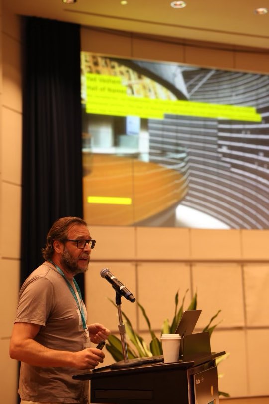 OutlierConf tweet media