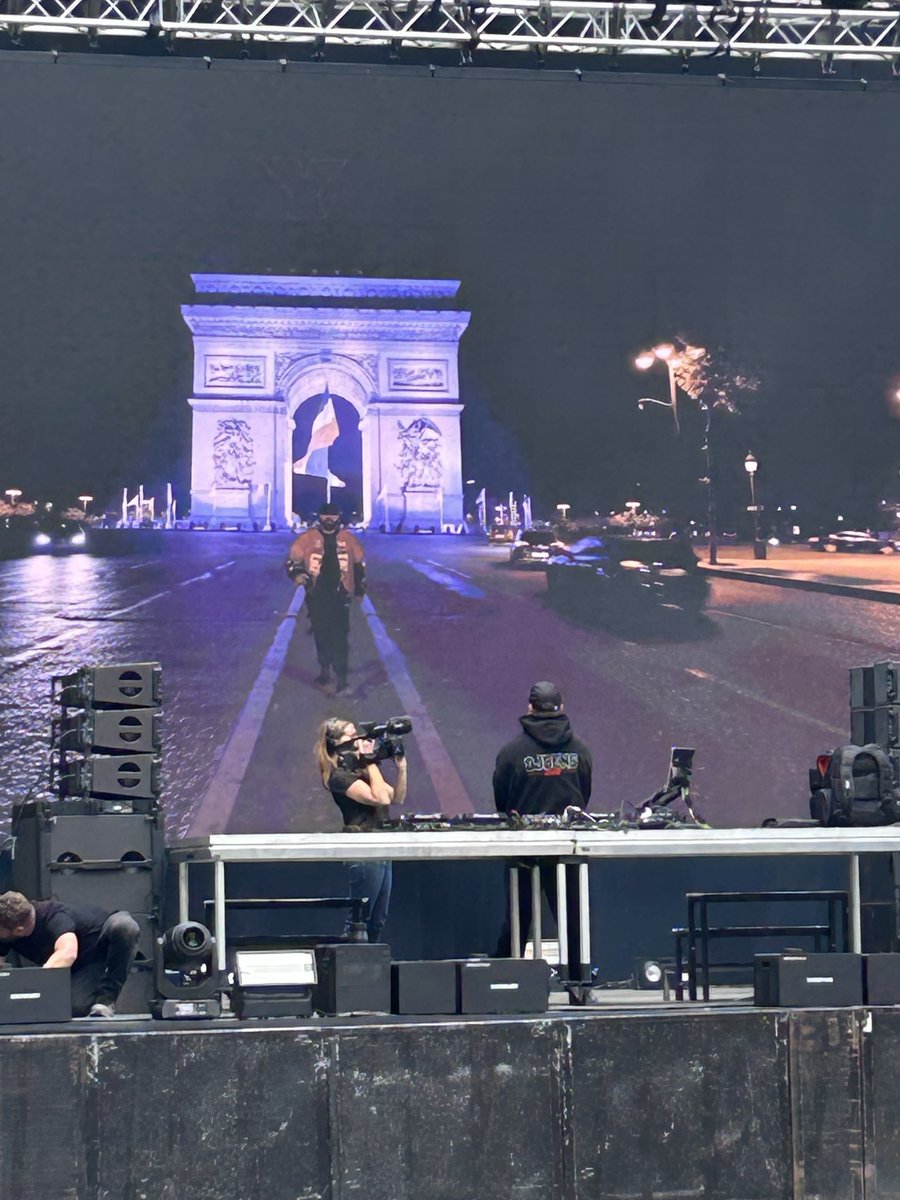 Jean-Luc Schnoebelen (@jl_schnoebelen) on Twitter photo Ce soir, lancement du 1er concert électro à
<a href="/Cite_de_la_Mer/">La Cité de la Mer</a> en présence des DJ internationaux
<a href="/TheAvenerMusic/">TheAvener</a> <a href="/vladcauchemar/">VLADIMIR CAUCHEMAR</a> <a href="/MorganNagoya/">Morgan Nagoya</a>
<a href="/DJ__Feder/">DJ Feder</a> <a href="/deejaybens/">Dj Bens</a> <a href="/EdeisOfficiel/">Edeis</a>
<a href="/VilleCherbourg/">Ville de Cherbourg-en-Cotentin</a> Ce soir, lancement du 1er concert électro à
<a href="/Cite_de_la_Mer/">La Cité de la Mer</a> en présence des DJ internationaux
<a href="/TheAvenerMusic/">TheAvener</a> <a href="/vladcauchemar/">VLADIMIR CAUCHEMAR</a> <a href="/MorganNagoya/">Morgan Nagoya</a>
<a href="/DJ__Feder/">DJ Feder</a> <a href="/deejaybens/">Dj Bens</a> <a href="/EdeisOfficiel/">Edeis</a>
<a href="/VilleCherbourg/">Ville de Cherbourg-en-Cotentin</a>