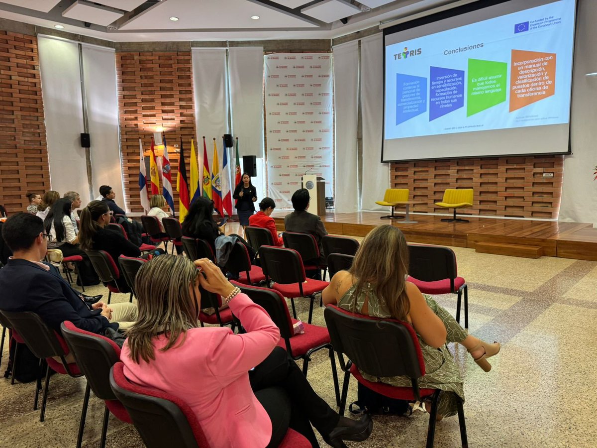 OtriESPOL's tweet image. #TetrisFinalConference 
Marianela Ortiz R @Nelaortizr, Gestora de Transferencia Tecnológica de @espol presenta los resultados obtenidos sobre la Formación para la transferencia, la innovación y el emprendimiento de base tecnológica en las entidades socias. #TT #PI @ProjectTetris