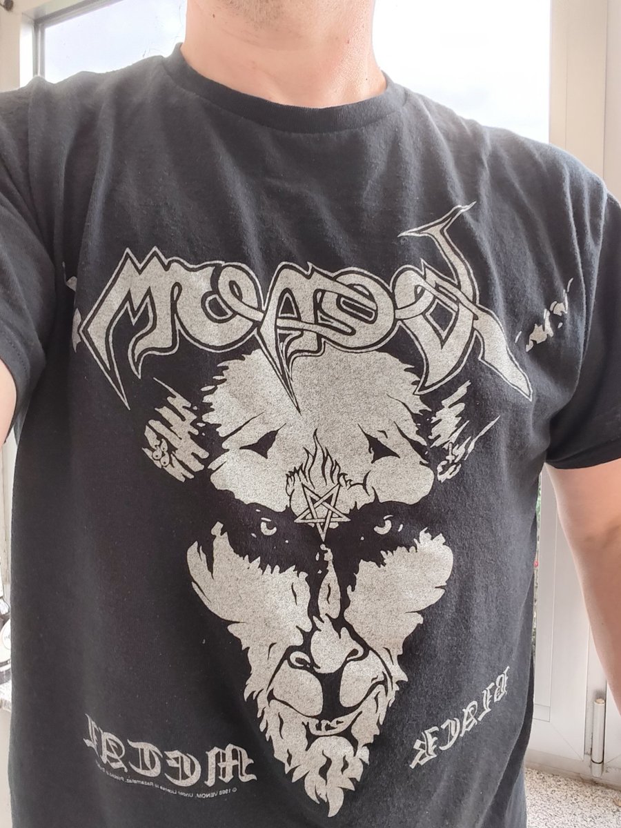 Mal was klassisches ...
#bandshirtfriday