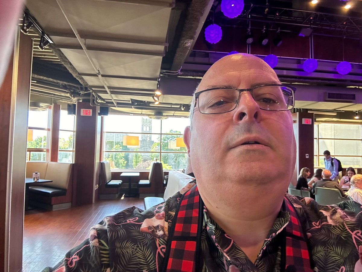 Brent Wakefield (@brentwakefield3) on Twitter photo I'm incredibly grateful for all the support and guidance I received during my PhD.
Something drove me to the <a href="/westernuACB/">westernuACB</a> department at <a href="/WesternU/">Western University</a> and I am so glad I listened to my gut. It was the best decision I could have made for my scientific journey. I'm incredibly grateful for all the support and guidance I received during my PhD.
Something drove me to the <a href="/westernuACB/">westernuACB</a> department at <a href="/WesternU/">Western University</a> and I am so glad I listened to my gut. It was the best decision I could have made for my scientific journey.