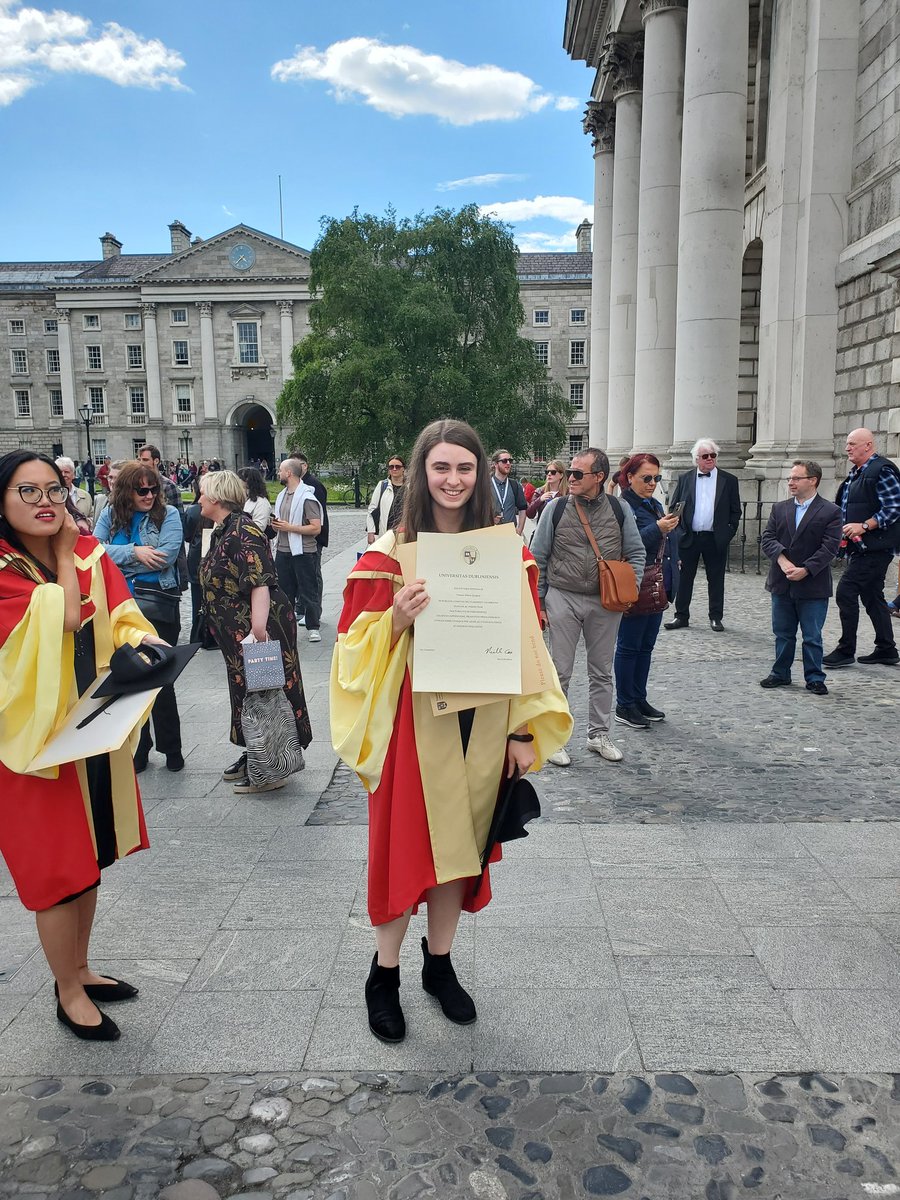Congratulations to Frances Quigley on her #PhD today <a href="/TCD_physics/">TCD_physics</a> with supervisor <a href="/lewysj/">Dr Lewys Jones (he/him)</a> of <a href="/TCD_Ultramic/">TCD Ultramicroscopy</a> group. Delighted to have been a co-supervisor with Lewys of Frances! 👏👏🎓👩‍🎓📜

Now a proud member of <a href="/tcdalumni/">TCD Alumni</a> and part of #Physics300+ history in <a href="/tcddublin/">Trinity College Dublin</a>