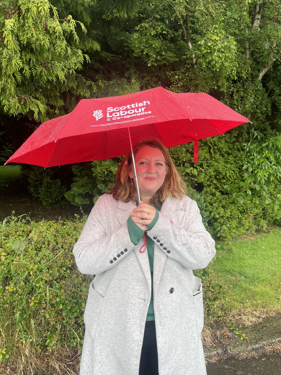 It’s the battle of the brollies on the <a href="/ScottishLabour/">Scottish Labour</a> doorstep. The <a href="/GMB_union/">GMB Union</a>’s gives a lot of coverage, the <a href="/CoopParty/">Co-operative Party</a>’s is aerodynamic. As so often, I’m grateful to you both today. Our campaign, our party and our movement are all stronger because of you.