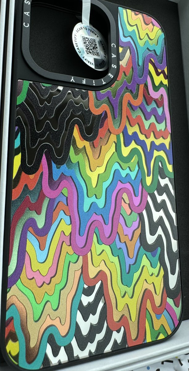 New <a href="/Jen_Stark/">Jen Stark</a> phone cases go insanely hard 🤯