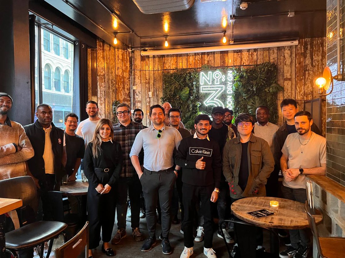 zKishann's tweet photo. Had an amazing time connecting with the Off-Chain Global community at the Manchester event. Met talented blockchain enthusiasts from various fields. Thanks to Jonathan for building this incredible global network!
#Blockchain #Networking #OffChainGlobal https://t.co/gkZsbkO71Q