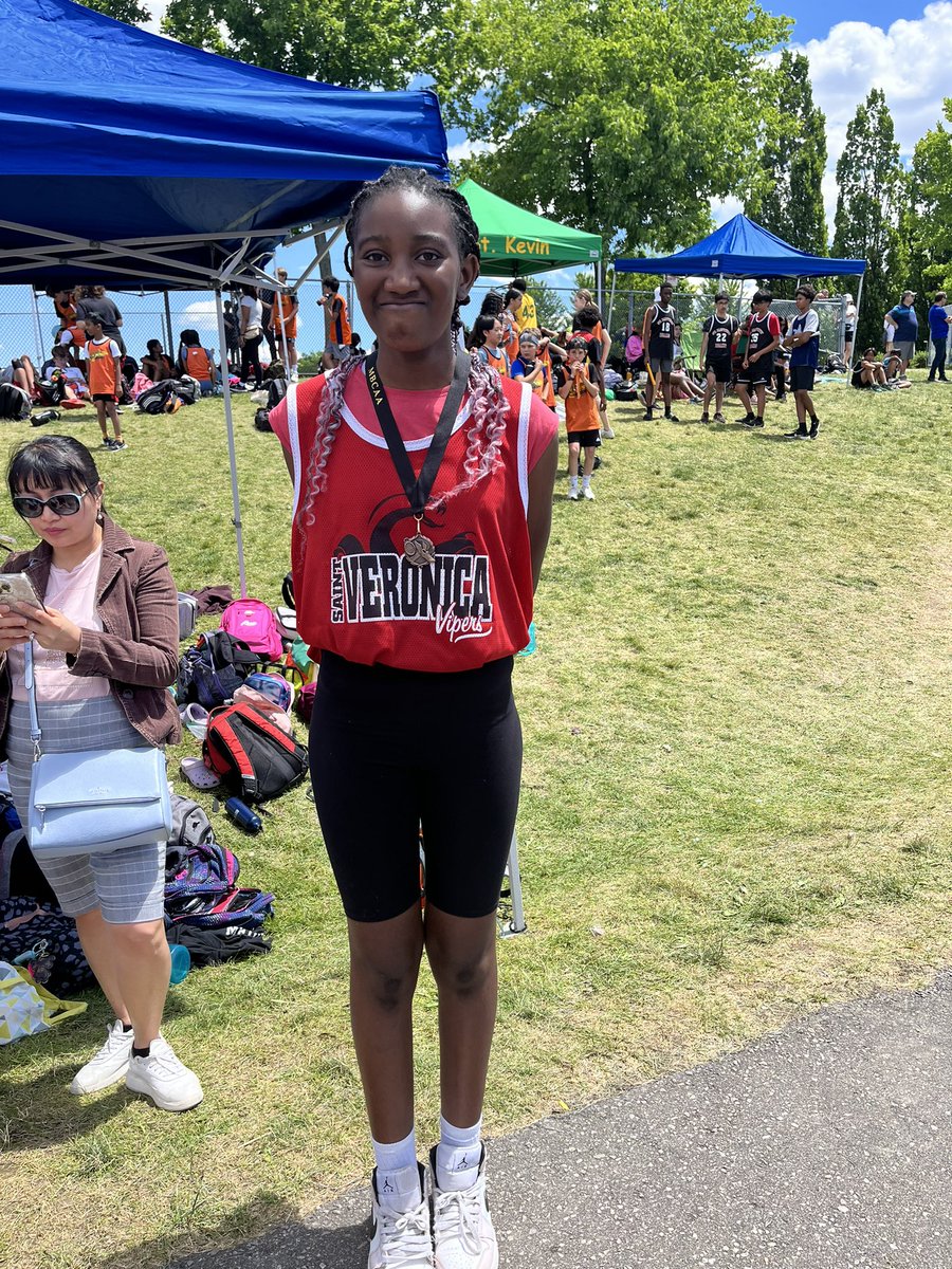 Mrs. Rodrigues tweet media