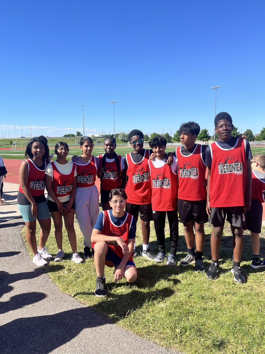 Mrs. Rodrigues tweet media