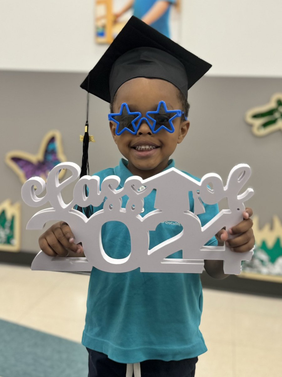BISCLincolnPark's tweet image. Congratulations to our youngest #BISCLP graduates who walked the stage to collect their diplomas yesterday.🎓 #nurserybound #prenursery #earlyyearseducation
#CreateYourFuture
#globaleducation #NordAngliaEducation @NAEducation