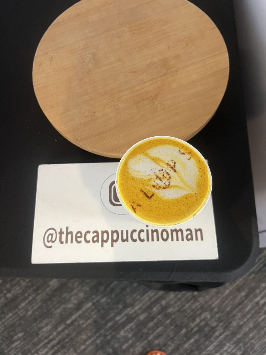Sara_G_Ross's tweet photo. What better way to kick off a conference than with the best morning coffee/tea provision of all time @pepperdine @ALPSLawProp #ALPS24 https://t.co/r3htlwWm5A