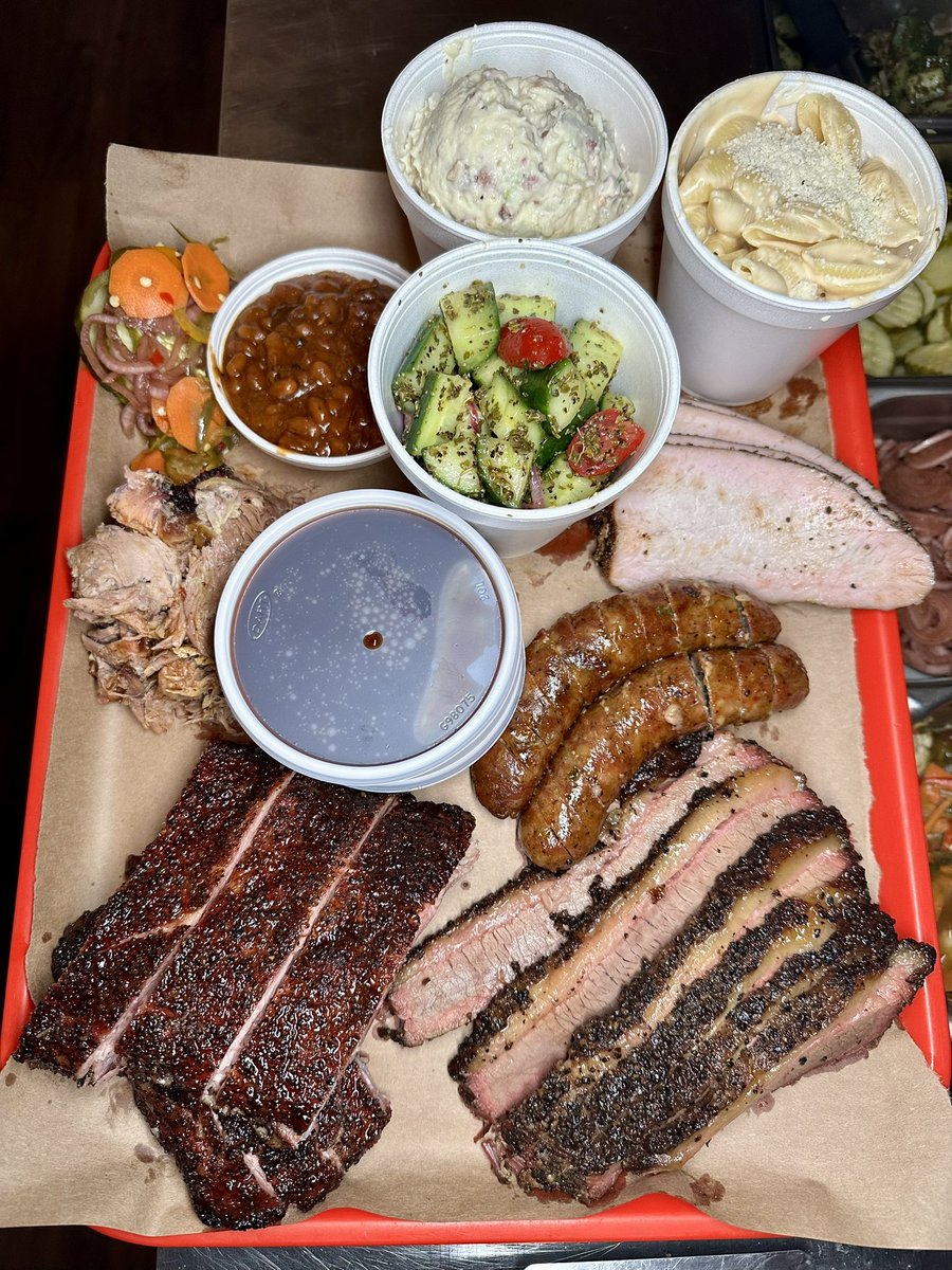 BBQ from the pit to the platter 🤌🔥