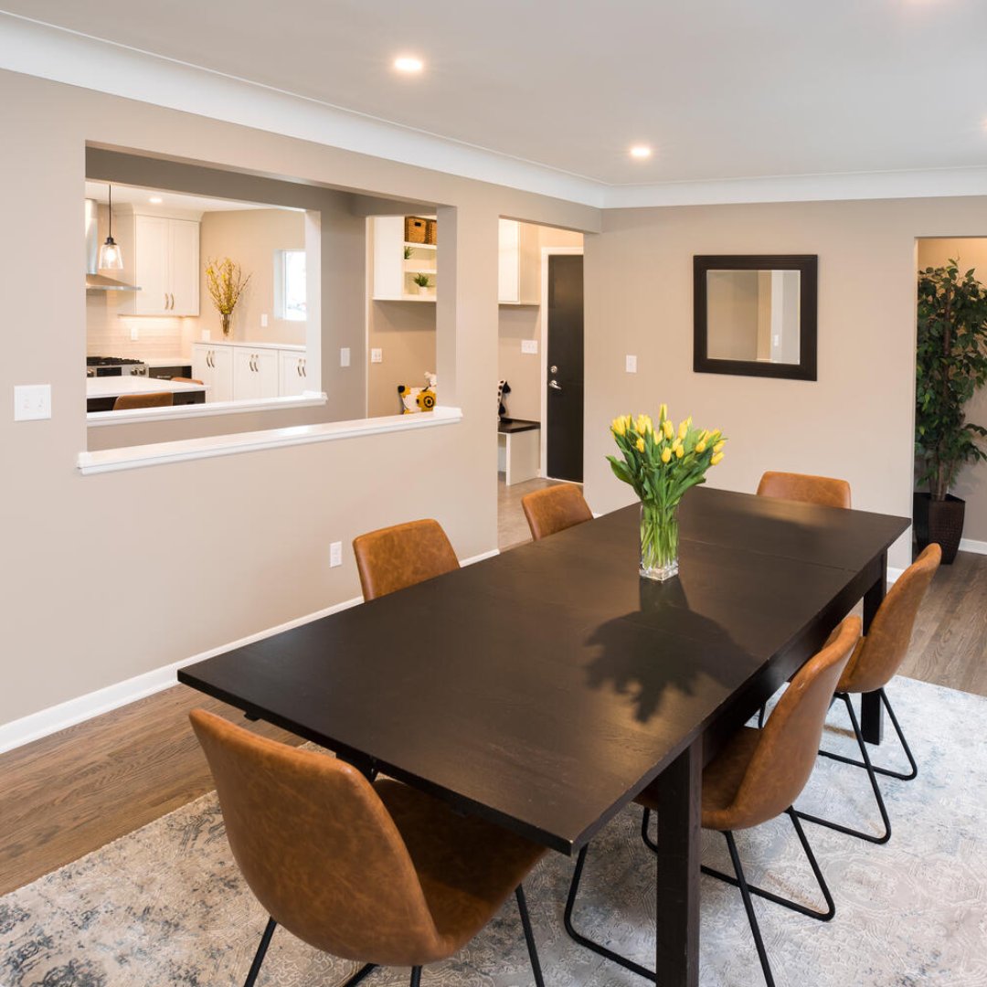1956 Rambler Gets a Modern Makeover! 

The Simmons family partnered with New Spaces to transform their main floor:

Find the full renovation here: newspaces.com/project-galler….