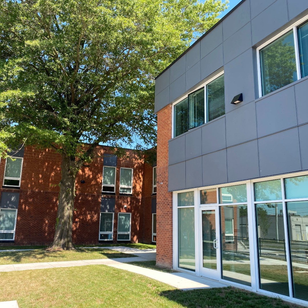 VCDC_US's tweet image. This week, we celebrated the success of new supportive housing community Cool Lane Commons developed by Virginia Supportive Housing! Cool Lane Commons offers 86 single-occupancy apartments renovated from a vacant assisted living property in Richmond, VA.