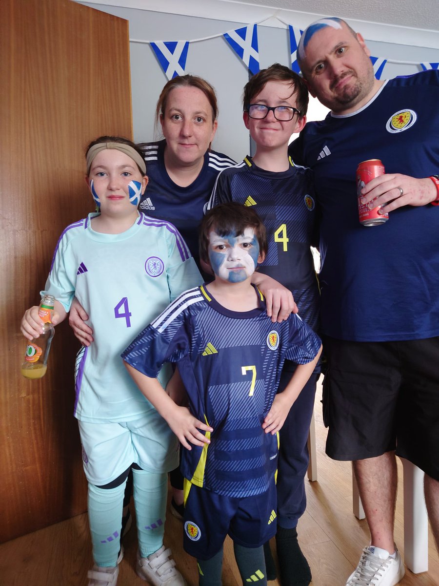 figraham15's tweet photo. @ScotlandNT we are ready to cheer on the boys https://t.co/ZKWSwY5Wd9