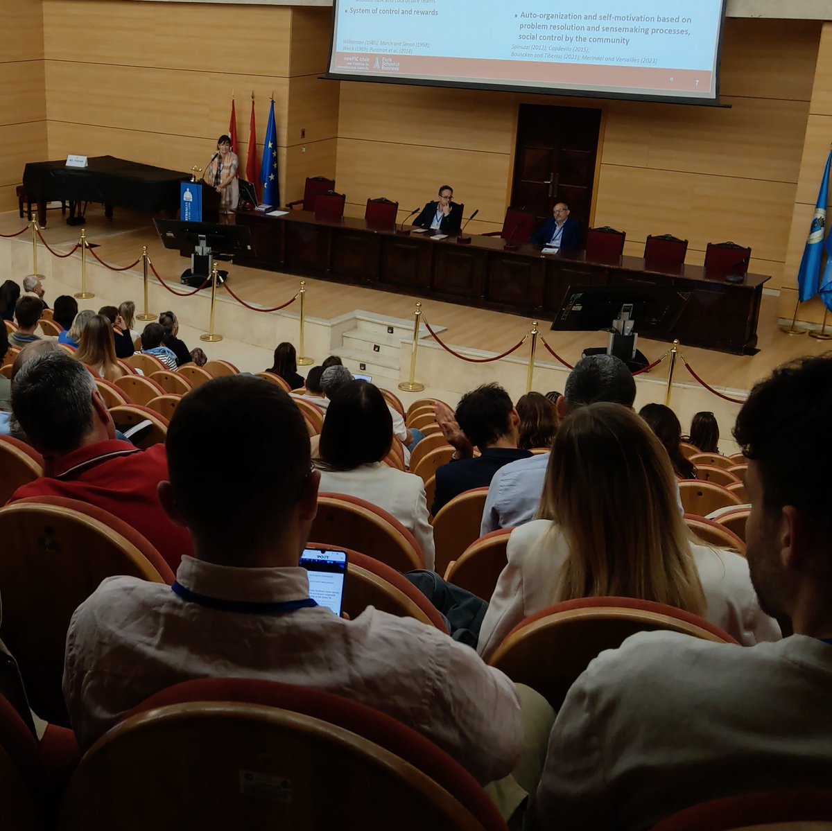 <a href="/VMerindol/">Valérie Merindol</a> delivered a keynote to close the <a href="/IFKAD_MT/">IFKAD</a> annual conference today I Madrid. Topic: Dynamics of knowledge management in open labs, in reference to the book edited with <a href="/DWV13/">David W Versailles 🇱🇺🇪🇺🇺🇦</a> about Open labs (Routledge, 2023).