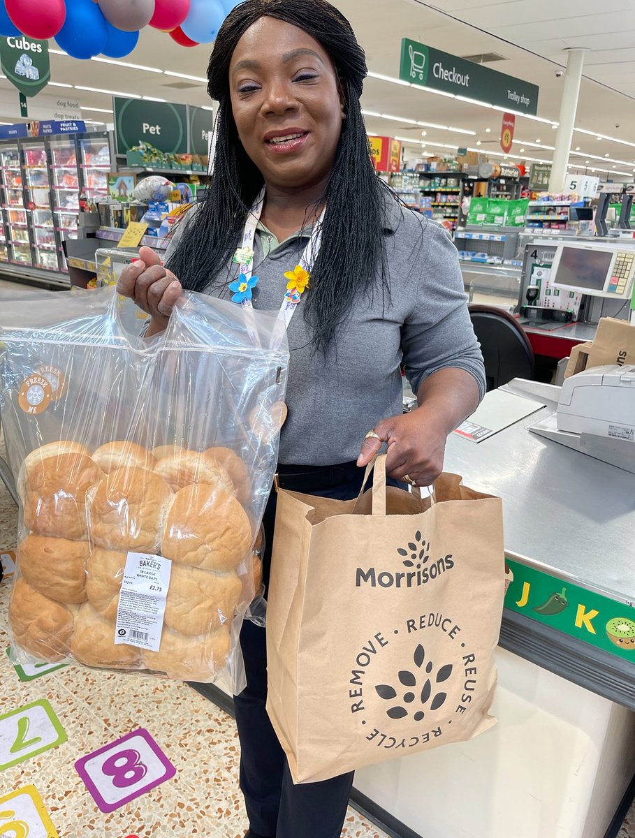 Great brunch club today. Amazing amount of interest for AOP. Lots of lovely cooked food and games. A massive thank you goes to Melinda <a href="/Morrisons/">Morrisons</a> in Cheadle Heath for the fabulous food donation. Everyone enjoyed it ❤️ <a href="/PennineCareNHS/">Pennine Care NHS FT</a> <a href="/AntHassallNHS/">Anthonyhassallnhs</a> <a href="/heatherjean71/">heather mcclenaghan</a> <a href="/CarerSupportLiv/">Olivia Ferrara - Pennine Care NHS FT</a>
