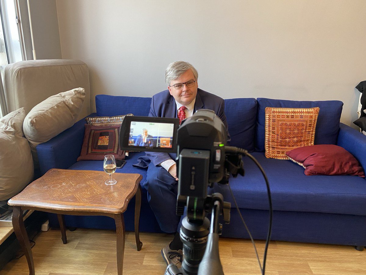 SectionidfRs's tweet image. 🎥 En coulisses de notre entretien exclusif avec Jérôme Bourbon, directeur de publication du journal Rivarol🖊 📰, sous la direction de @PaulVerbek 🎙

Notre invité abordera des sujets d&apos;actualité comme sa condamnation récente, les élections législatives, entre autres..

#Bourbon…