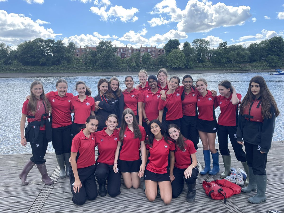 G&L Boat Club (@gandlrowing) on Twitter photo Another great cohort of J14s, who’ve had a great season of learning to row <a href="/FulhamReachBC/">Fulham Reach BC</a> and experience of racing <a href="/nsr_uk/">National Schools' Regatta</a> 2024! Despite a disrupted year of yellow flags on the Tideway, this squad kept on smiling. Well done J14s! 🔴⚫️🐬 <a href="/GandLSchool/">Godolphin and Latymer</a> <a href="/GandLSport/">G&L Sport</a> Another great cohort of J14s, who’ve had a great season of learning to row <a href="/FulhamReachBC/">Fulham Reach BC</a> and experience of racing <a href="/nsr_uk/">National Schools' Regatta</a> 2024! Despite a disrupted year of yellow flags on the Tideway, this squad kept on smiling. Well done J14s! 🔴⚫️🐬 <a href="/GandLSchool/">Godolphin and Latymer</a> <a href="/GandLSport/">G&L Sport</a>