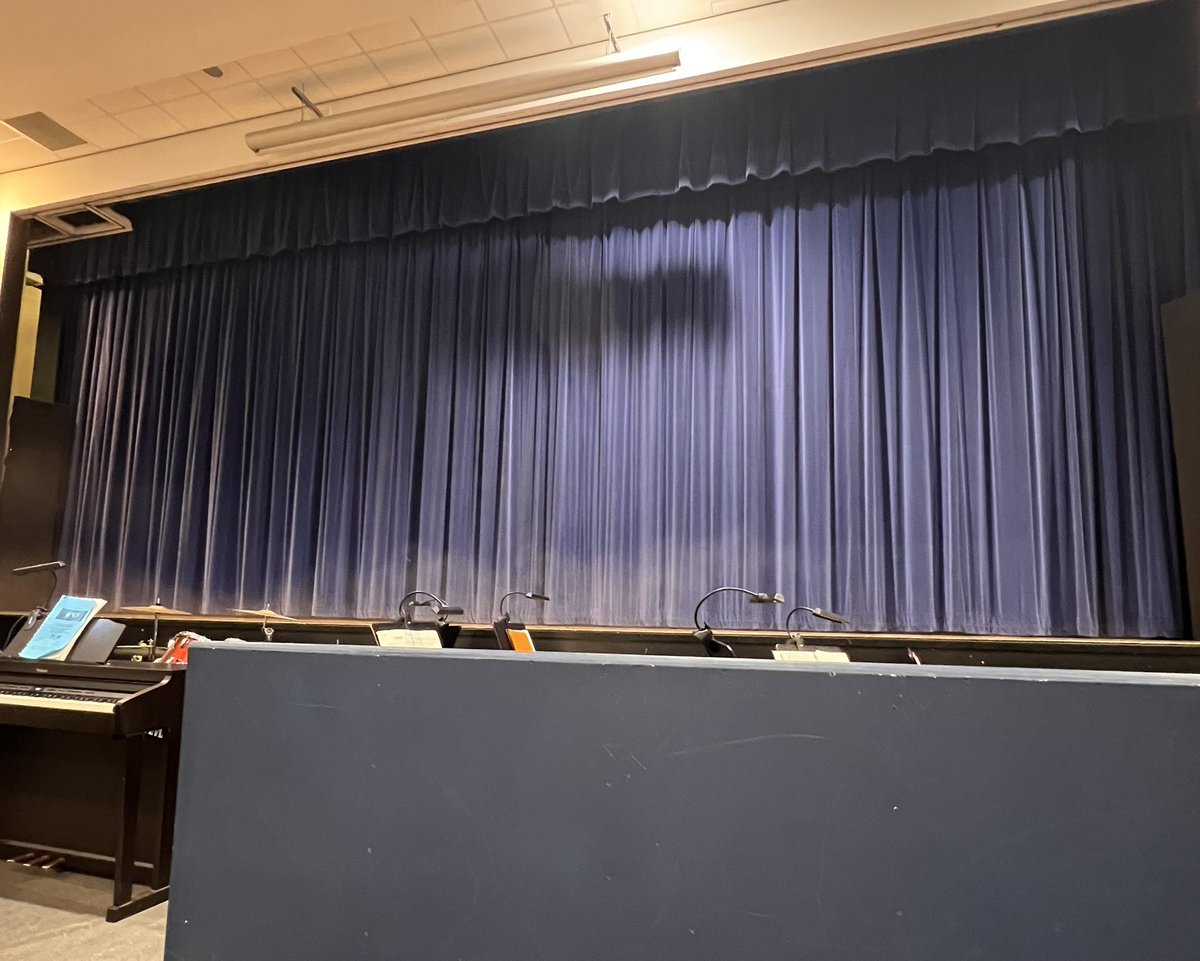 Couldn’t resist coming again to watch the <a href="/show_ghs/">GHS Show</a> <a href="/GrangemouthHS/">Grangemouth HS</a> School Show - We Will Rock You!!!