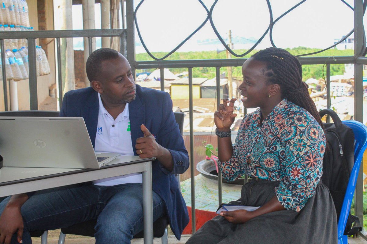 HolisticActions's tweet photo. Day 5 of #ClimateChangePolicy training: Empowering communities with adaptation & mitigation strategies. Proposal writing in focus. #ClimateAction @youthgogreen @activecitizensu @CISUdk @dreamtownngo @SDG2030 @HerCityToolbox https://t.co/XRmRwf73nP