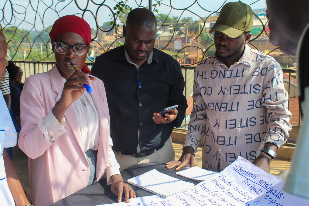 HolisticActions's tweet photo. Day 5 of #ClimateChangePolicy training: Empowering communities with adaptation & mitigation strategies. Proposal writing in focus. #ClimateAction @youthgogreen @activecitizensu @CISUdk @dreamtownngo @SDG2030 @HerCityToolbox https://t.co/XRmRwf73nP